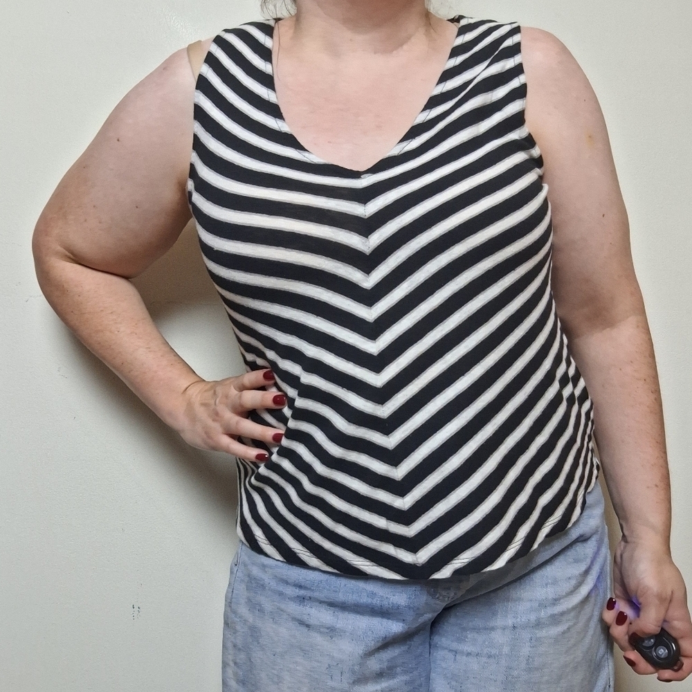Madewell Black and White Striped V Neck Tank Top Size Small